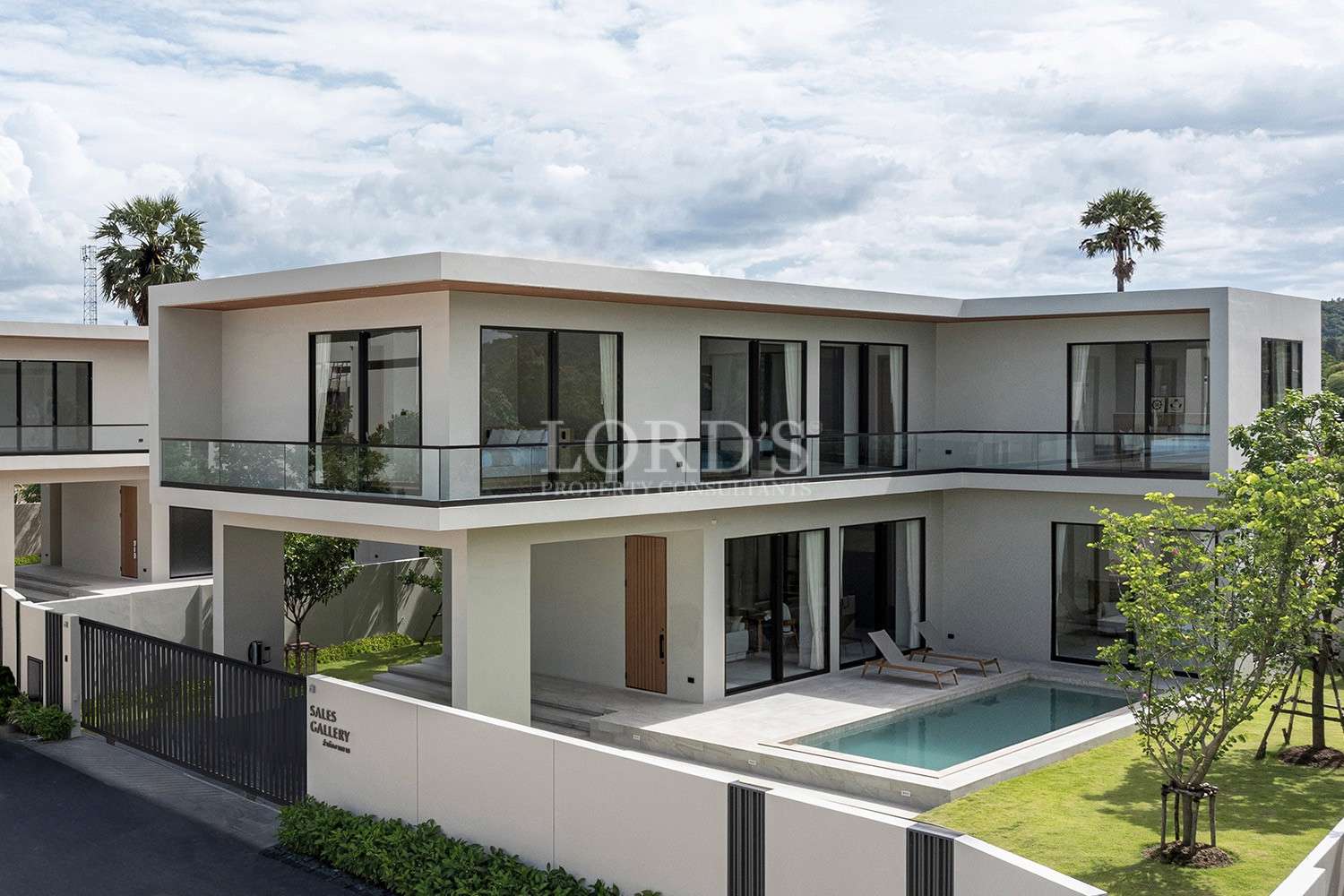 31E75CBF-38C3-4705-A25E-04E6DA1405B3