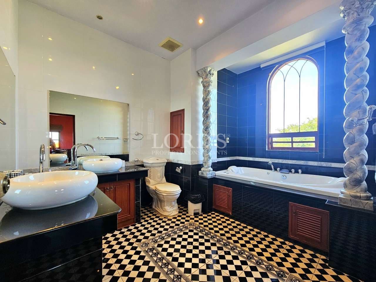 Luxurious bathroom with elegant design