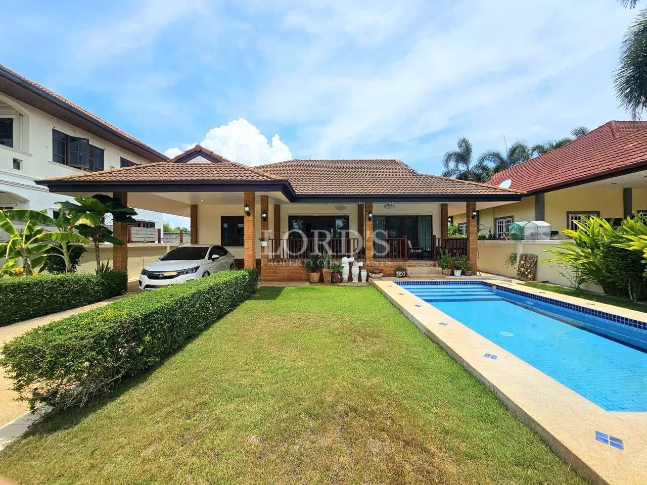 Modern house with swimming pool