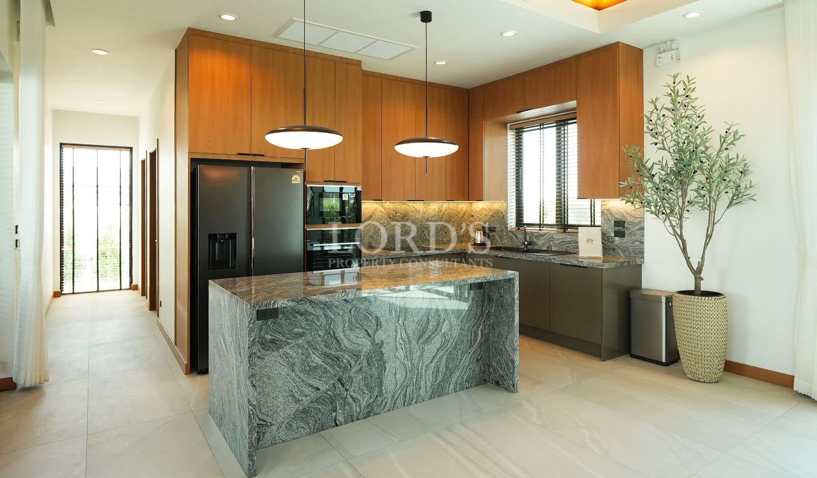 Modern kitchen with elegant design.