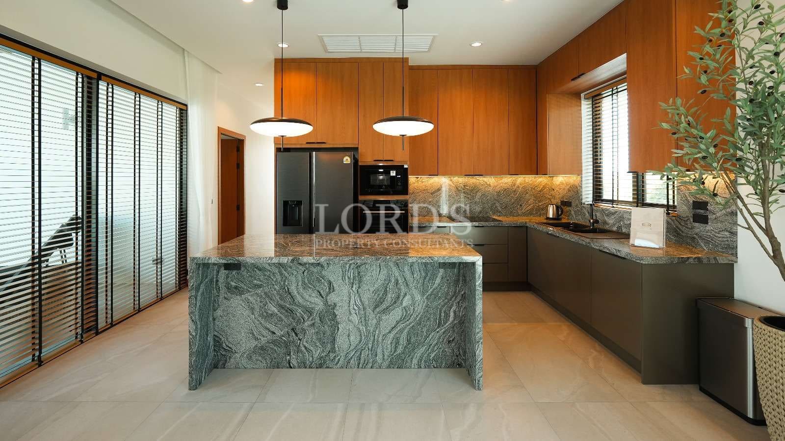 Modern kitchen with elegant design.