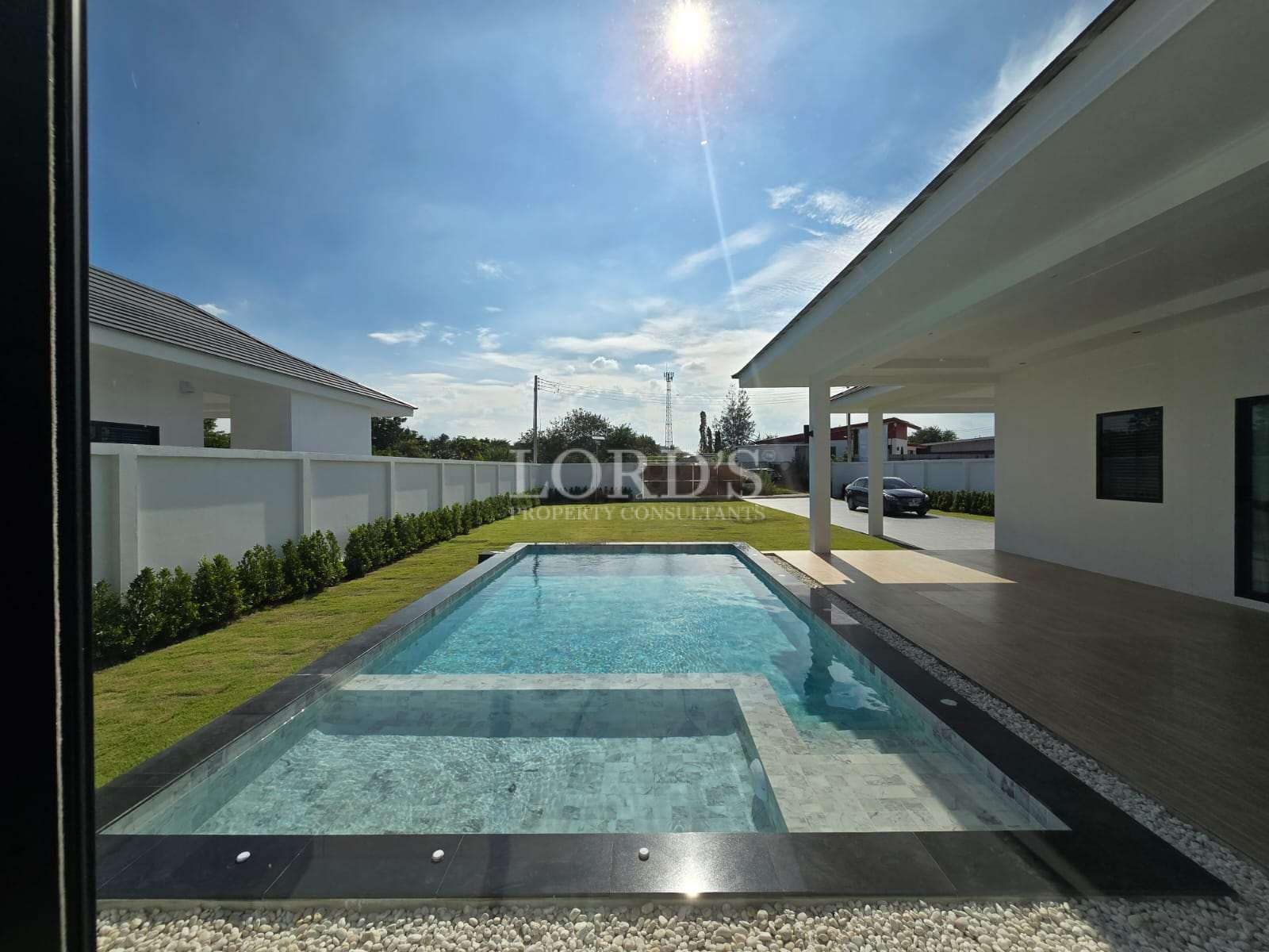 Modern house with swimming pool