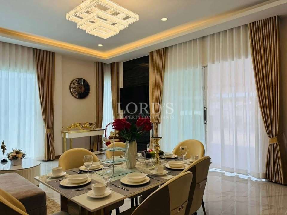 Elegant dining area with modern decor