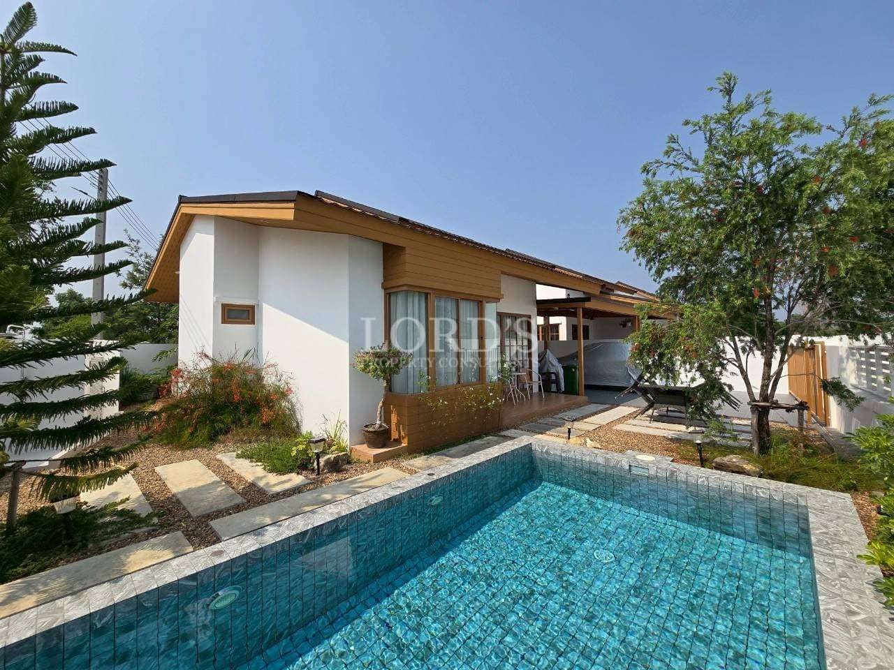 Modern house with swimming pool