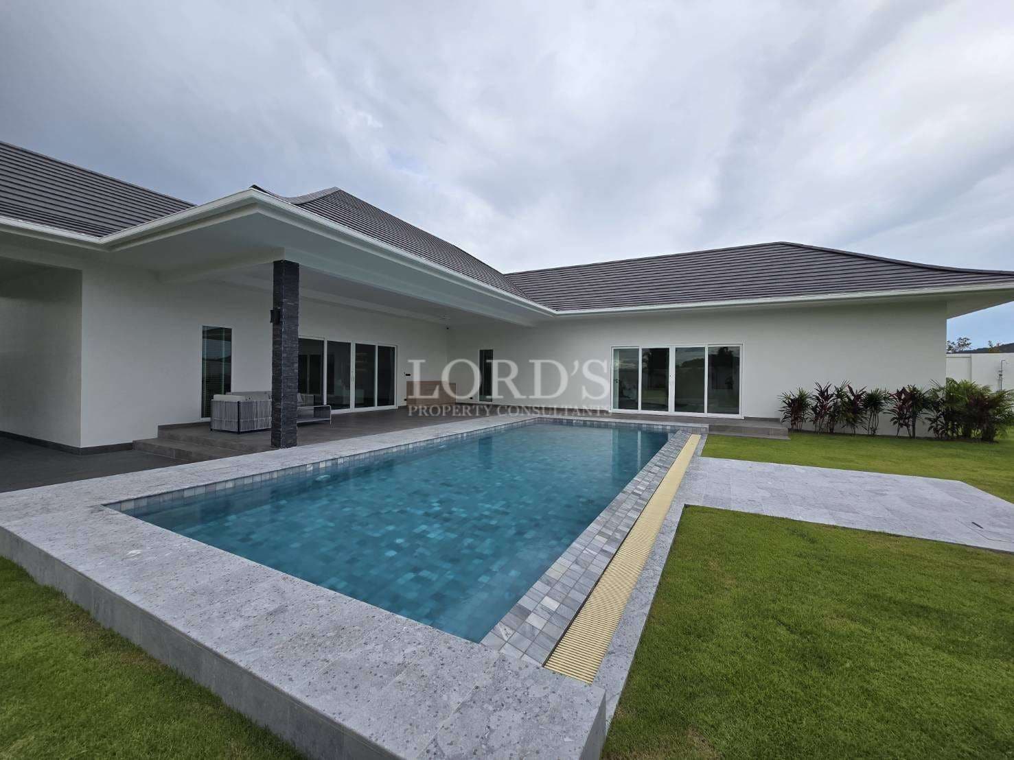 Modern house with swimming pool