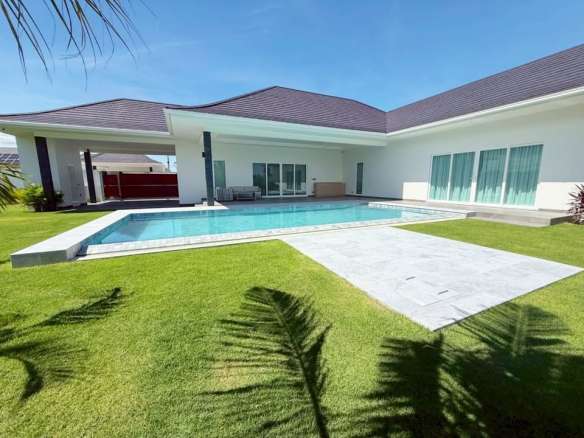 Modern house with swimming pool