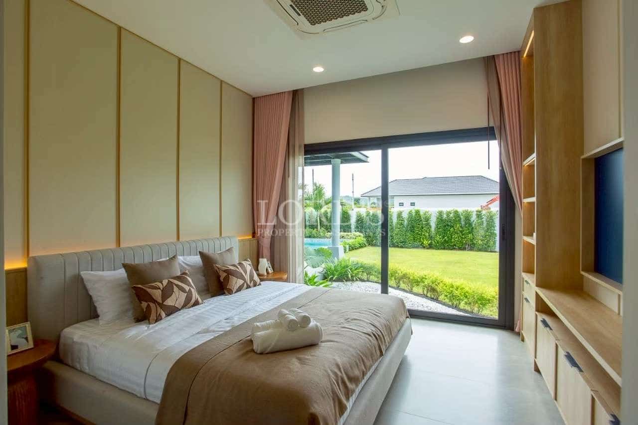 Modern bedroom with garden view