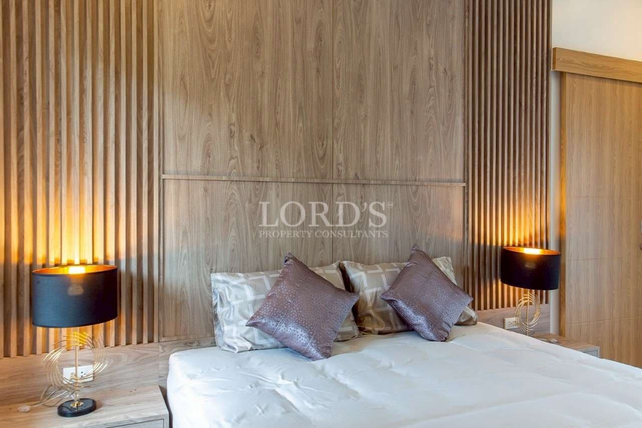 Modern living room with elegant decor