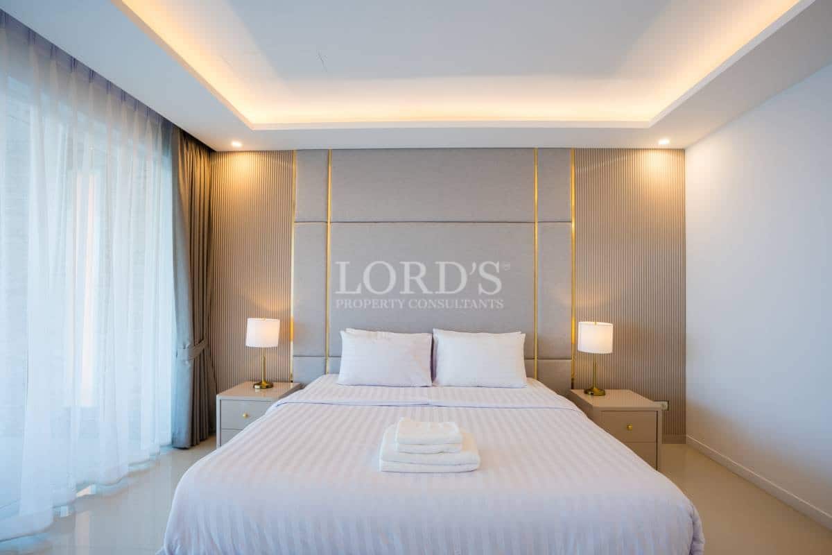 Modern bedroom with elegant decor