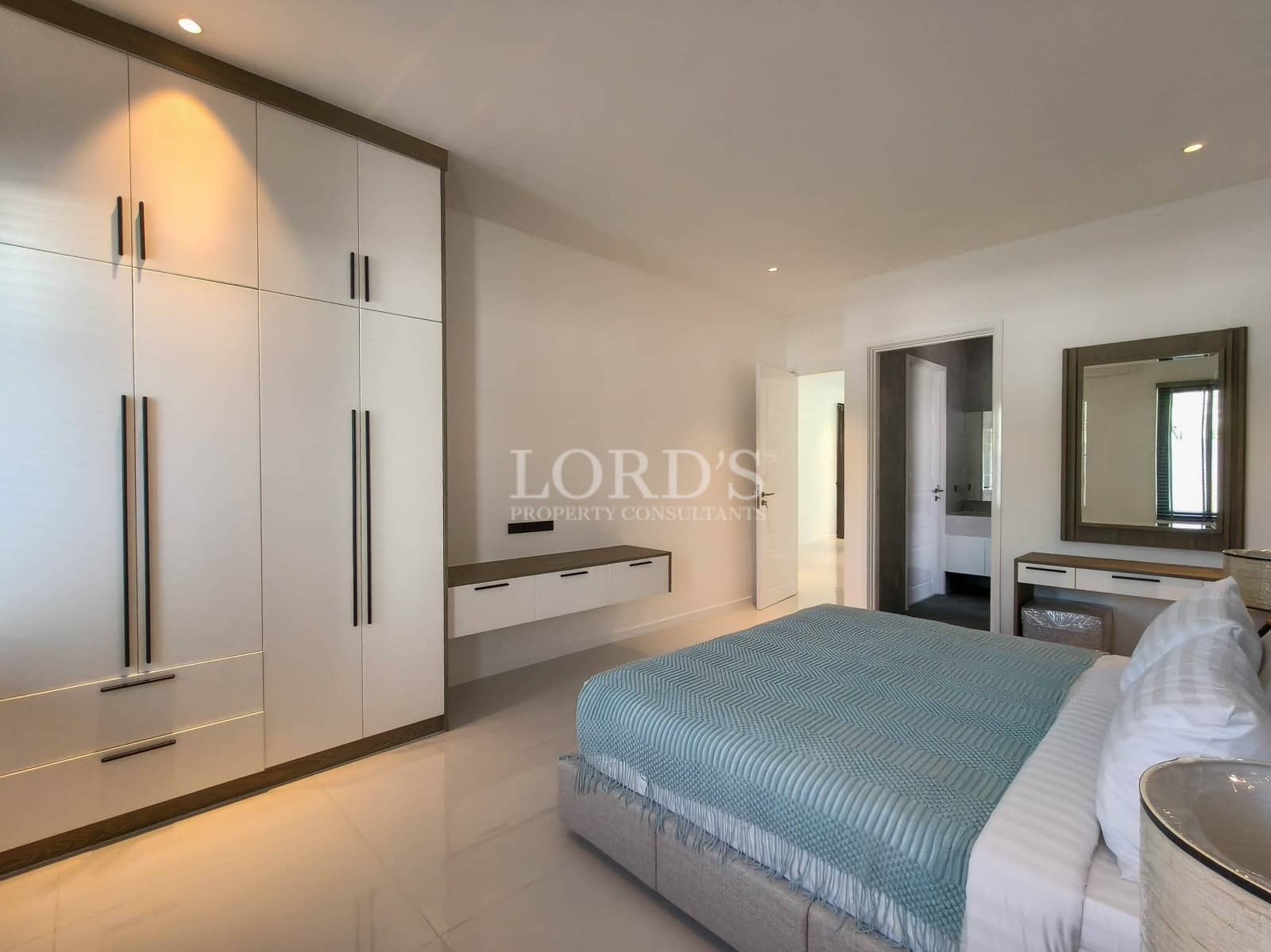 Luxury bedroom
